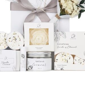 Luxurious Lavender & Chamomile Bath Set by